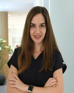  Uzm. Dt. Cansu Kurtoğlu dentist in Özel Denthall Ağız ve Diş Sağlığı Polikliniği Ankara