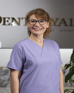  Dt. Ebru Önder dentist in Özel Dentroyal Ağız ve Diş Sağlığı Polikliniği Izmir