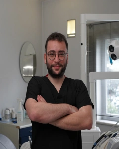  UZ.DR.DT Fatih YAKIN dentist in Özel Ankyra Dental Ağız ve Diş Sağlığı Polikliniği Ankara