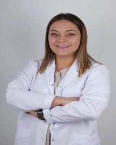  Dt. İrem Büyükikiz dentist in Özel Dentakay Ağız ve Diş Sağlığı Polikliniği Bahçelievler Istanbul