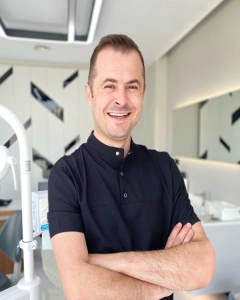  Mehmet Emre Bozaba dentist in Dentilla Ağız ve Diş Sağlığı Polikliniği Izmir