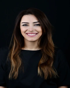  UZM. DT. MERVE ERDOĞ ÖZGÜR dentist in Özel Art&Smile Ağız ve Diş Sağlığı Polikliniği Ankara