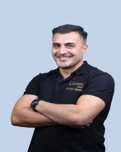  Dr. Dt. Seyfi Kelebek dentist in Özel Smile İzmir Ağız ve Diş Sağlığı Polikliniği Izmir