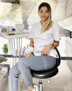  Tansu GÖKCE dentist in Özel Dentalays Ağız ve Diş Sağlığı Merkezi Antalya