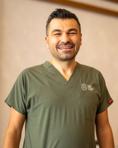  Doç. Dr. Umut Demetoğlu dentist in Özel Ege Estetik Ağız ve Diş Sağlığı Merkezi Izmir